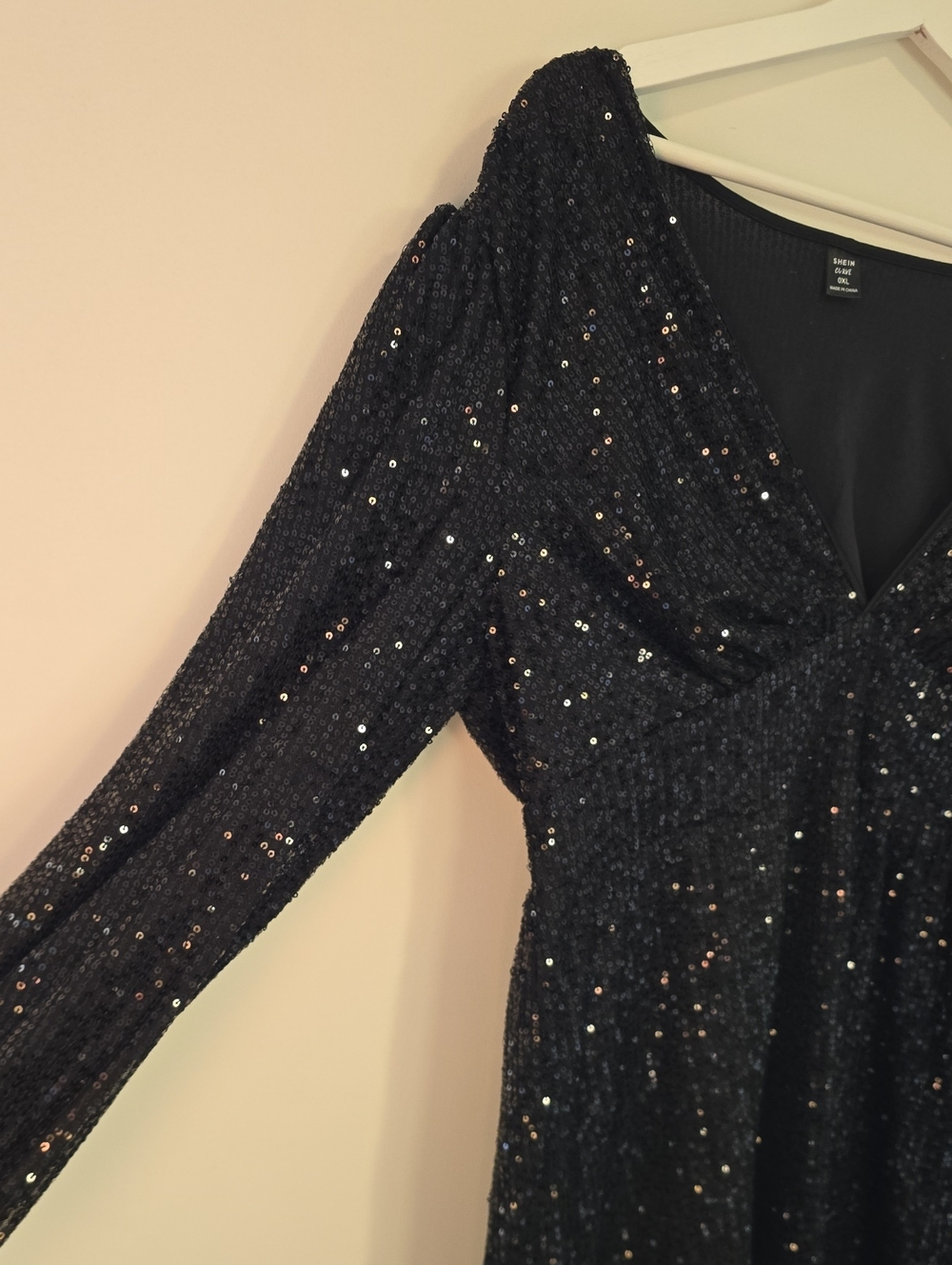 SHEIN Black Sequin V-Neck Long Sleeve Holiday Dress - Picture 3 of 8